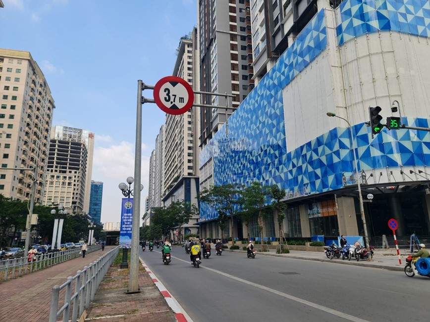 Vi sao thao bien bao lan duong BRT? - Hinh anh 1