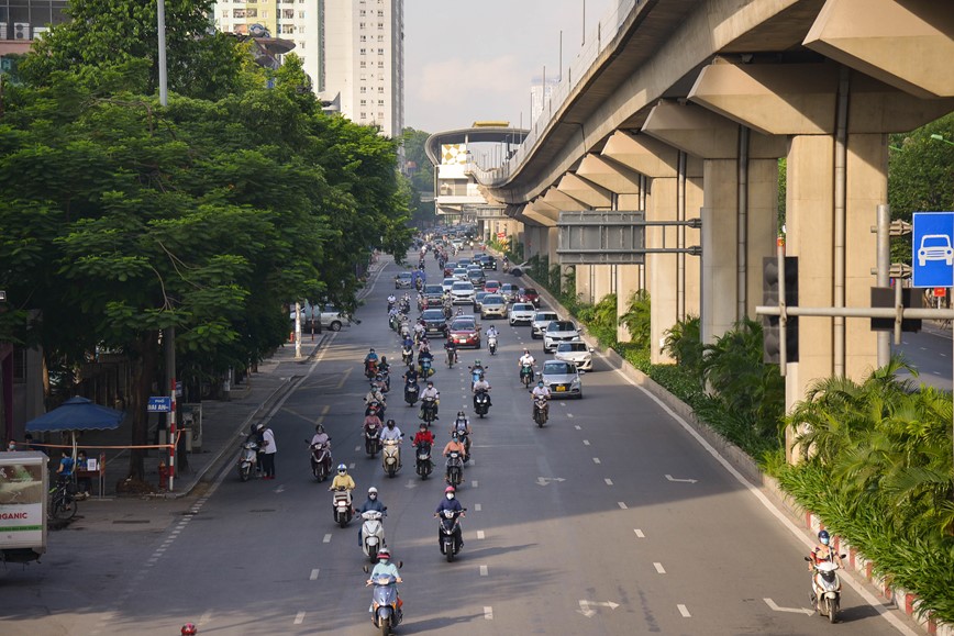 Ha Noi: Huong dan nguoi dan di lai dip Tet Nguyen dan - Hinh anh 1