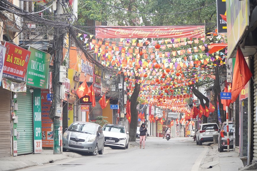 Duong pho Ha Noi vang ve ngay dau nam moi - Hinh anh 6