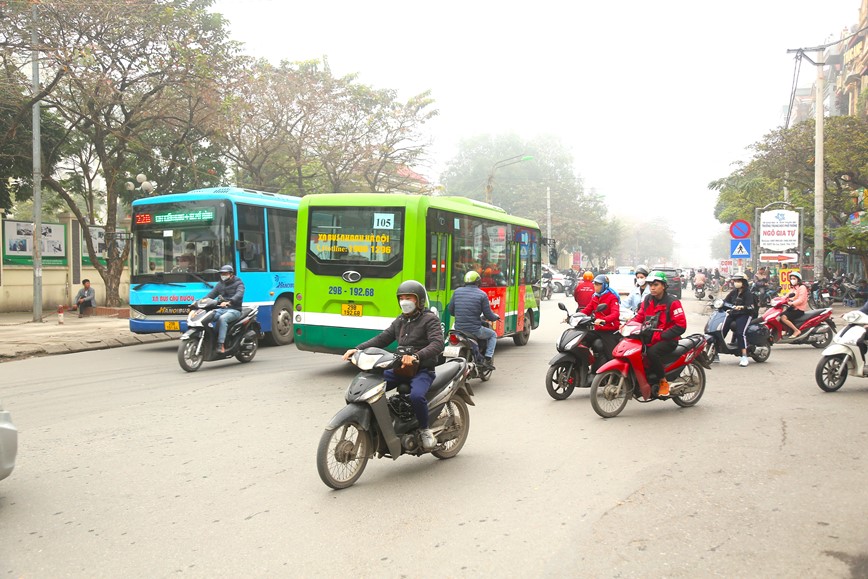 Hien trang tuyen duong sap duoc dau tu 2.800 ty dong de nang cap o Ha Noi - Hinh anh 11