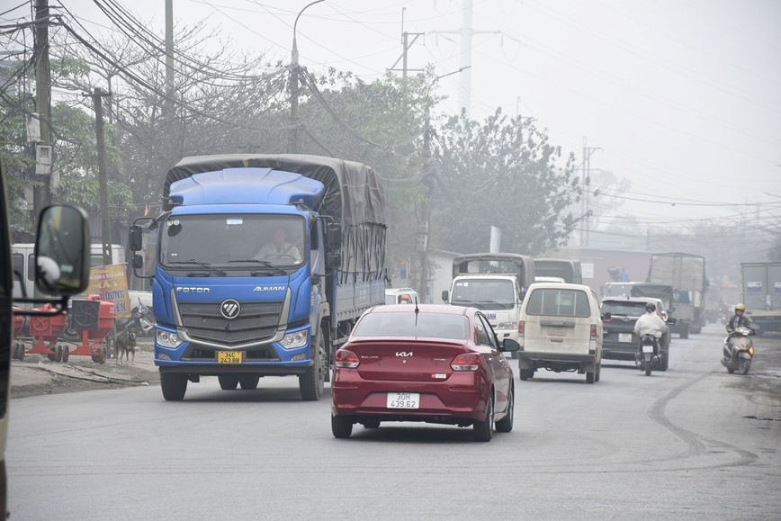 Hien trang tuyen duong sap duoc dau tu 2.800 ty dong de nang cap o Ha Noi - Hinh anh 6