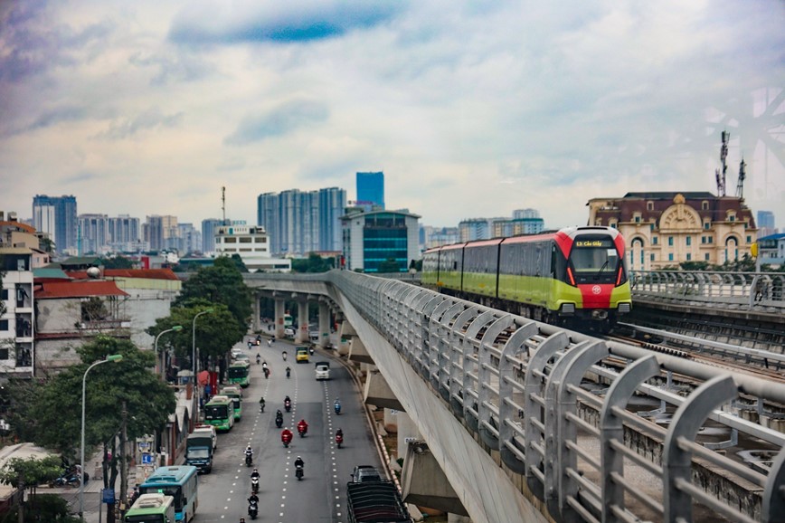 Chuan bi dua tuyen duong sat Nhon - ga Ha Noi vao khai thac thuong mai - Hinh anh 1