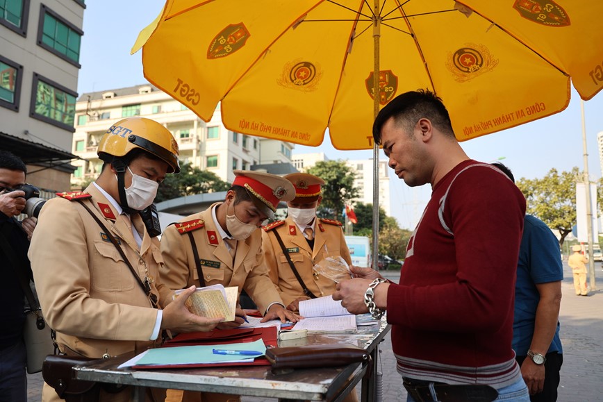 Ha Noi: thanh lap 5 to cong tac dac biet xu ly vi pham ngoai duong pho - Hinh anh 1