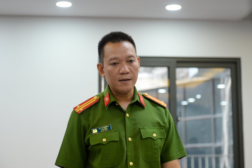 Chan chinh cong tac dam bao trat tu, an toan giao thong tren dia ban quan Hoan Kiem - Hinh anh 4