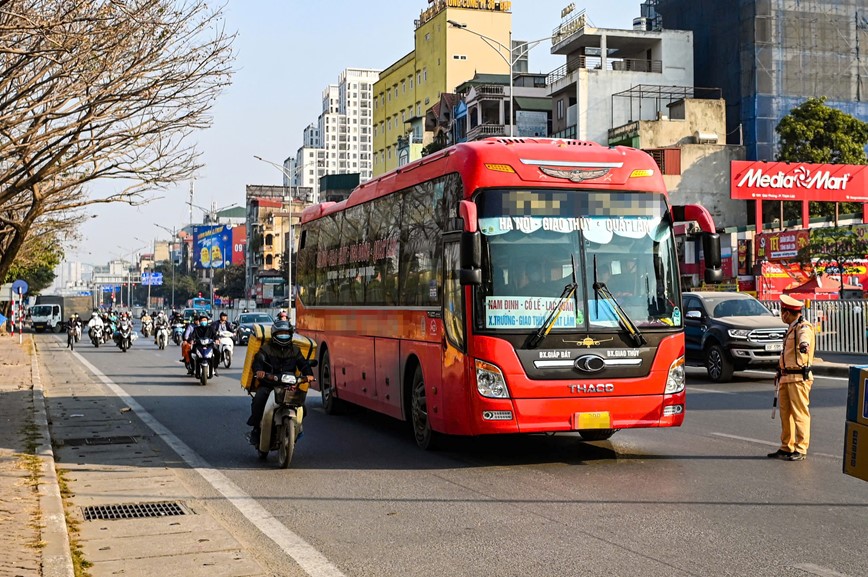 Ha Noi: Giam sat chat che hoat dong van tai hanh khach dip tet - Hinh anh 1