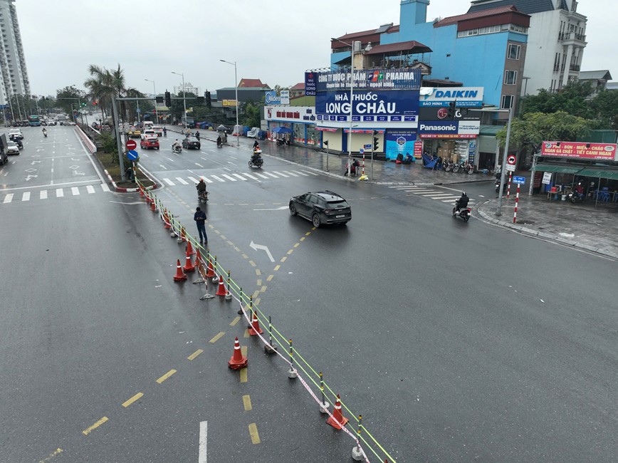 Dong nut giao, xoa diem un tac tren duong Trinh Van Bo va Nguyen Huu Duc - Hinh anh 1