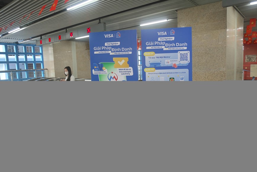 Ha Noi: thi diem su dung dinh danh, xac nhan sinh trac hoc de di tau dien - Hinh anh 8