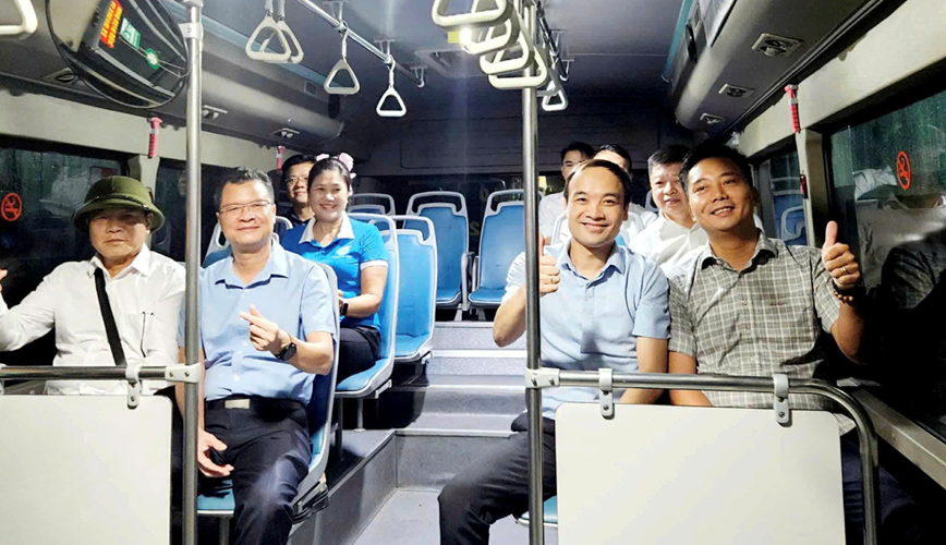 Xa dao Minh Chau da co tuyen buyt ket noi - Hinh anh 1