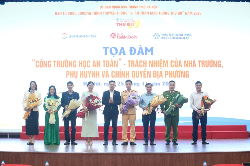 Cong truong an toan boi dap y thuc cong dan - Hinh anh 1