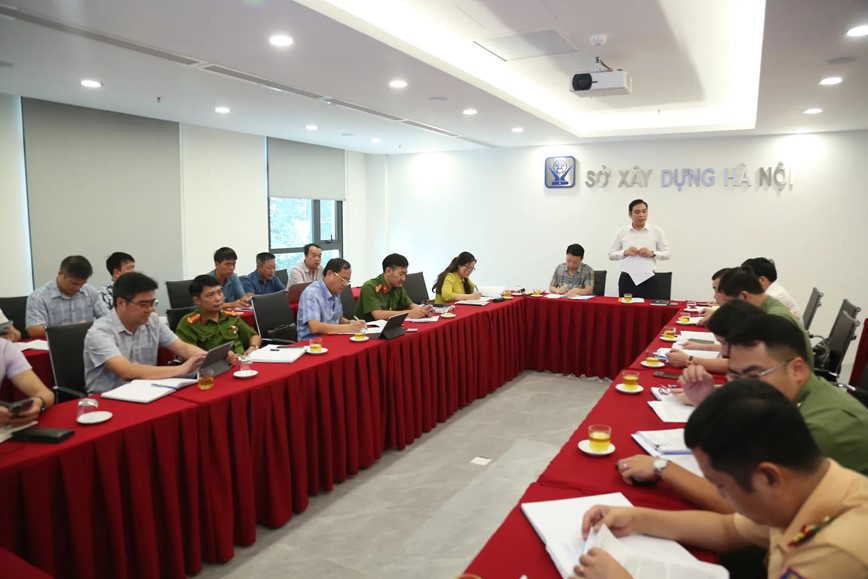 Ha Noi: khan truong khac phuc bat cap, giam tai nan giao thong nghiem trong - Hinh anh 1