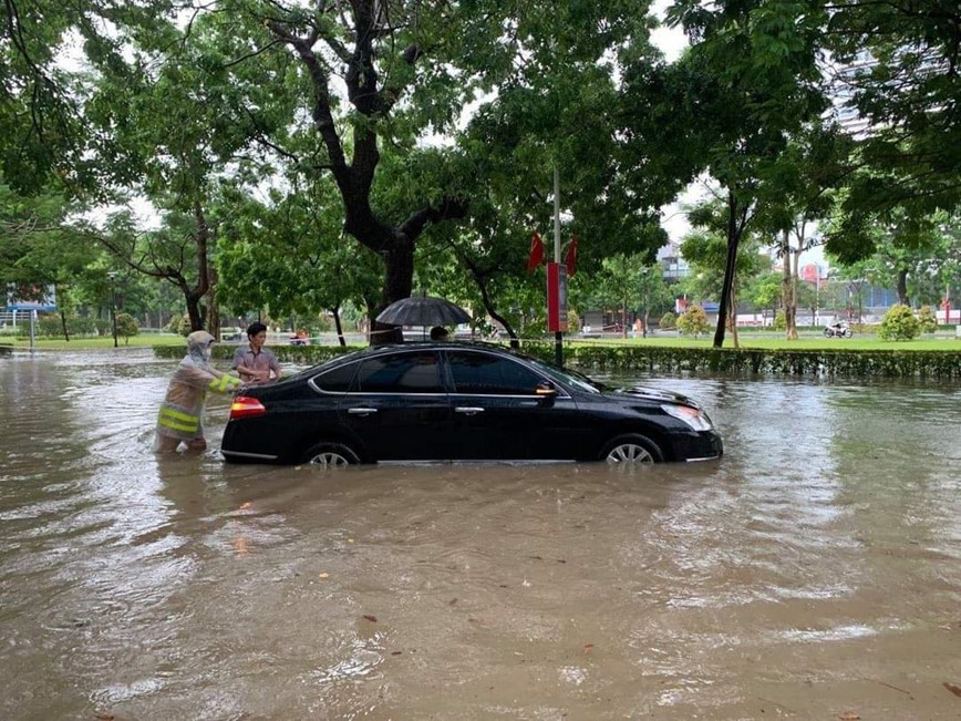 Tran mua lich su va hanh dong dep cua CSGT Hai Phong - Hinh anh 3