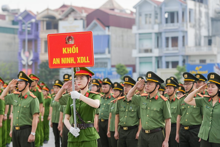 Hai Phong, Hai Duong: Ra quan mo dot cao diem tan cong tran ap toi pham, dam bao an ninh trat tu Tet Nguyen dan Quy Mao 2023. - Hinh anh 6