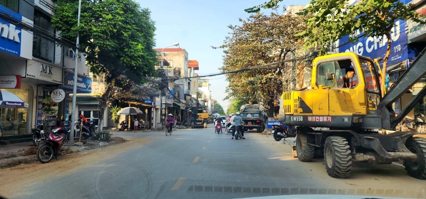 Quan Kien An, Hai Phong: Nha thau co dang “phot lo” ve ATGT khi thi cong tai khu dan cu dong duc - Hinh anh 9