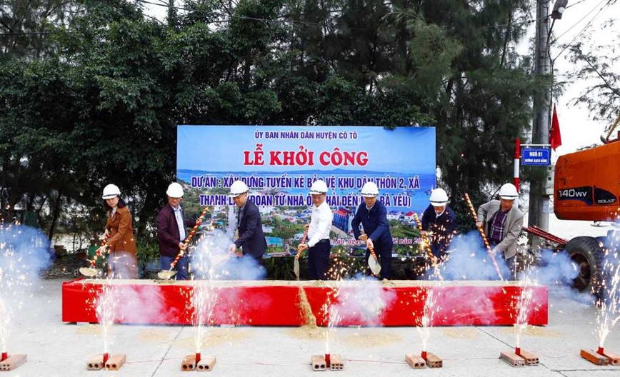 Quang Ninh: Khoi cong xay dung 2 cong trinh duong giao thong - Hinh anh 1