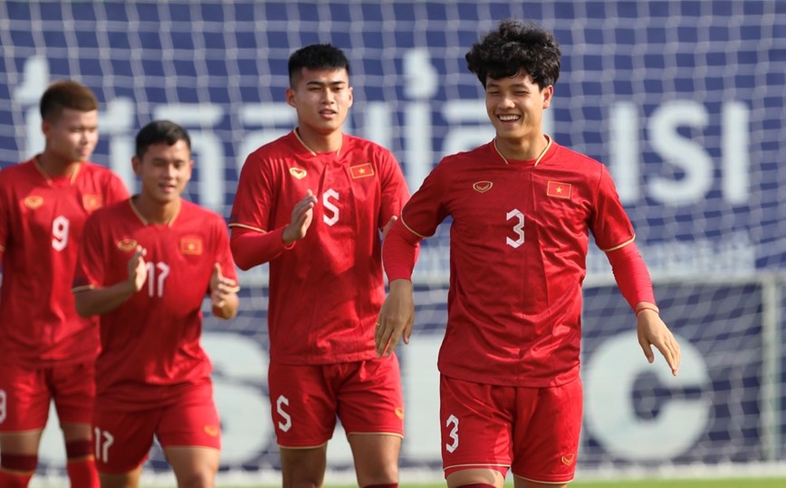 U22 Viet Nam vs U22 Malaysia: Mo toang canh cua vao ban ket - Hinh anh 1