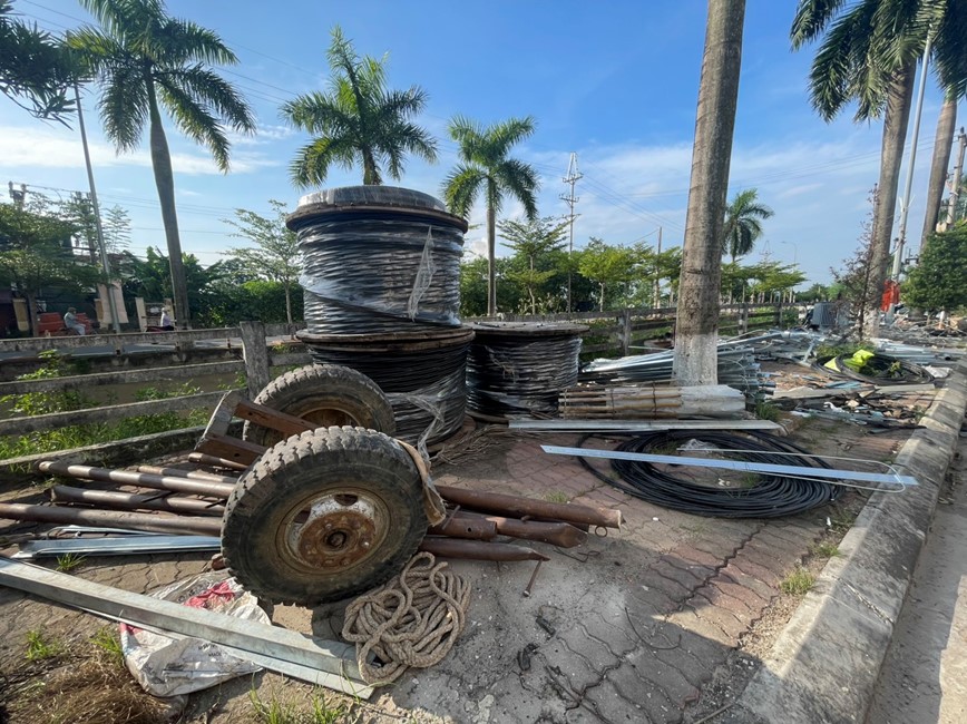 Ha Noi: Kenh muong Dan Hoai ha tang xuong cap nghiem trong  - Hinh anh 8