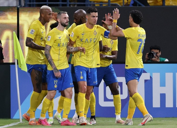 Ronaldo ghi ban dau tien giup Al Nassr nguoc dong tai AFC Champions League - Hinh anh 1