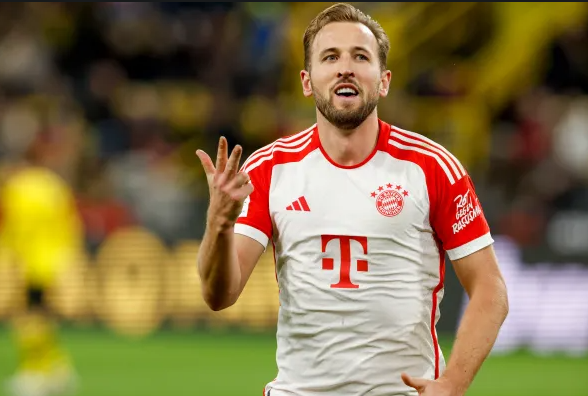 Harry Kane pha ky luc Bundesliga voi cu hattrick lich su - Hinh anh 1