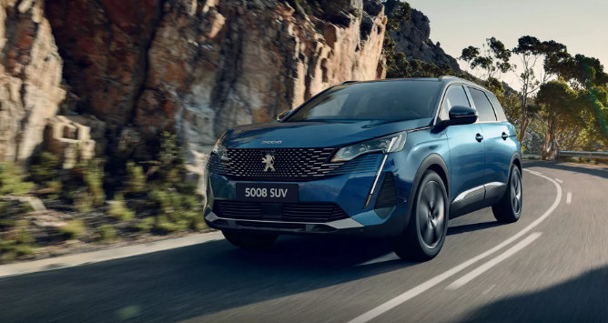 Peugeot 5008 the he moi day hua hen voi phien ban hybrid va ev - Hinh anh 2