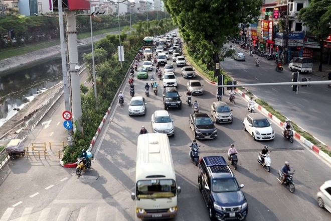 Duong Lang “lot xac” thanh Singapore giua long Ha Noi - Hinh anh 1