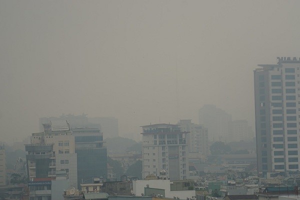 Hoang mang, ton that suc khoe vi mu mo thong tin canh bao o nhiem khong khi   - Hinh anh 2