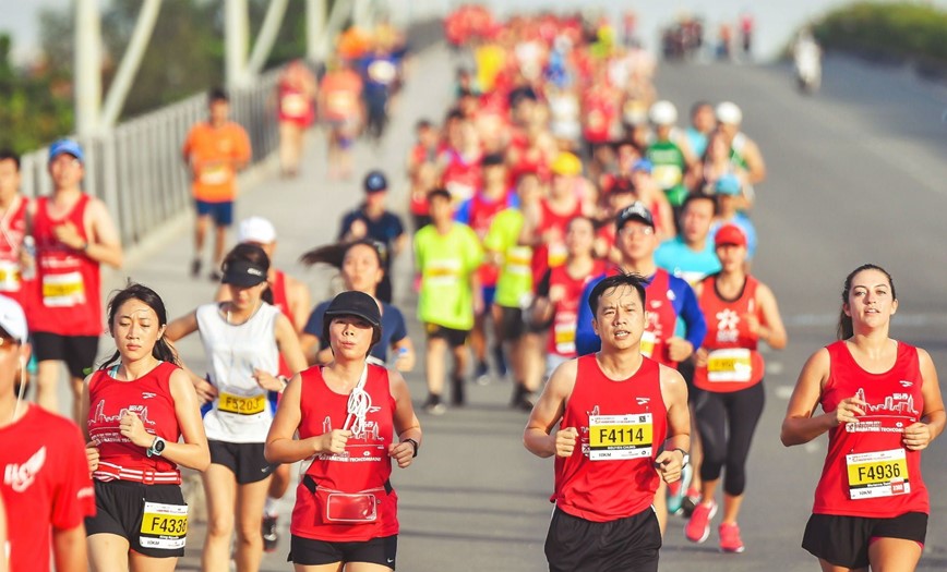 TP HCM cam xe tren nhieu tuyen duong de to chuc giai Marathon Quoc te - Hinh anh 1