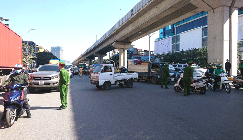 Vu tai nan nghiem trong tai ham chui Thanh Xuan: Lai xe tai la nguoi Han Quoc - Hinh anh 3