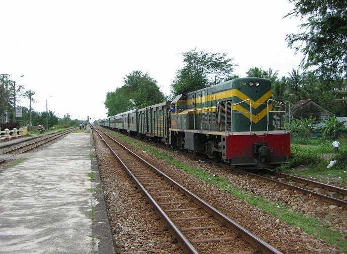 Nganh duong sat tiep tuc chay tau khach lien van quoc te Ha Noi - Bac Kinh - Hinh anh 1