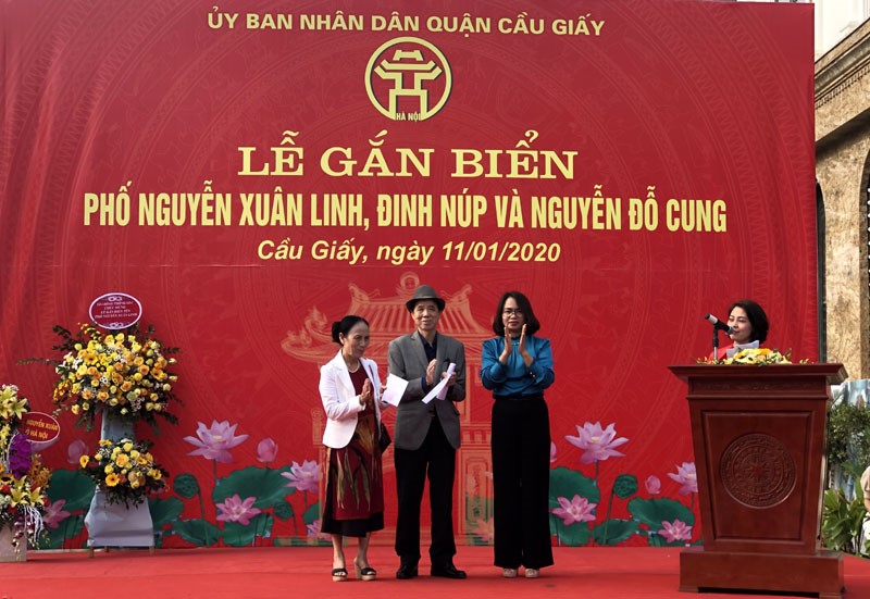 Quan Cau Giay gan bien 3 tuyen pho moi - Hinh anh 2