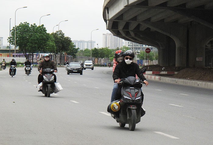 Ha Noi: Nguoi dan “khan goi” ve que truoc thoi diem cach ly toan xa hoi - Hinh anh 5