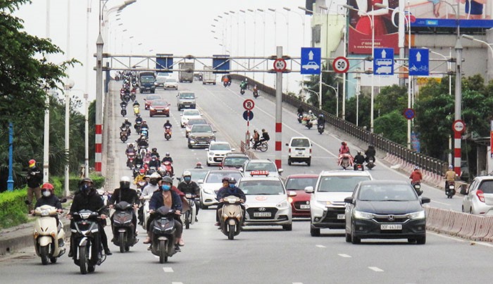 Ha Noi: Nguoi dan “khan goi” ve que truoc thoi diem cach ly toan xa hoi - Hinh anh 6