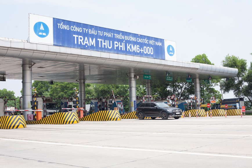 Ha Noi chua chap thuan de an thu phi o to vao noi thanh - Hinh anh 1